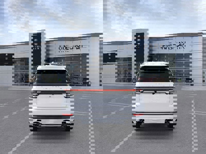 New 2026 Lincoln Aviator AWD image 5