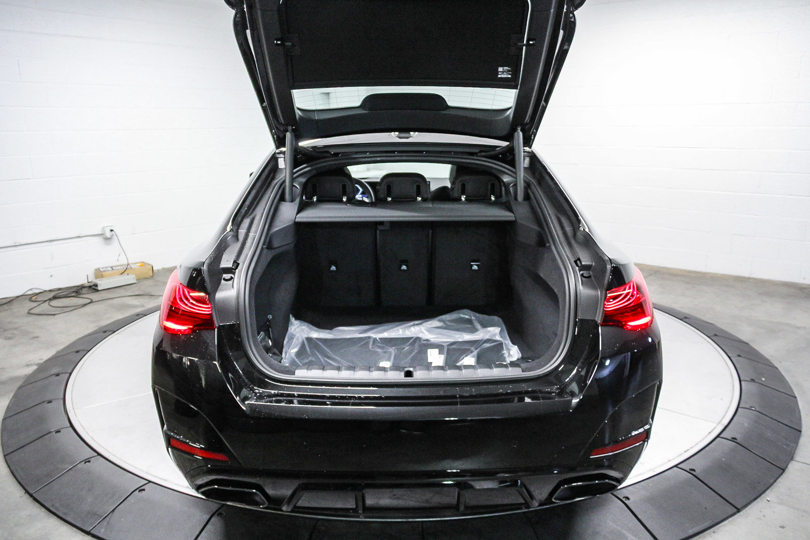 New 2026 BMW M440i w/ Premium Package image 26