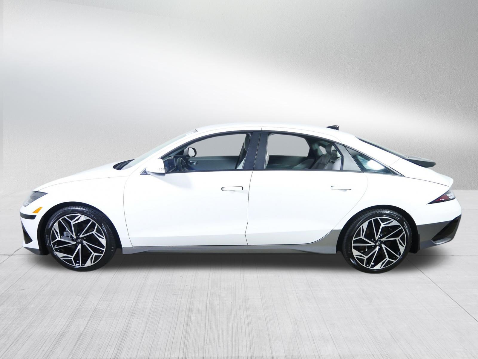 Used 2024 Hyundai Ioniq 6 SEL AWD/4WD image 4