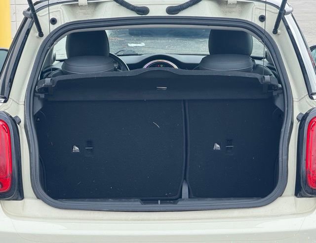 Used 2019 MINI Cooper S w/ Premium Package image 32