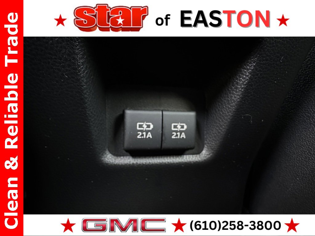 Used 2020 Toyota RAV4 XLE image 17