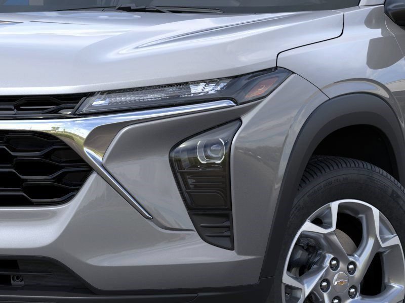 New 2026 Chevrolet Trax LS w/ LS Convenience Package FWD image 10