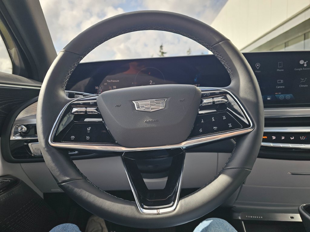 Certified 2024 Cadillac Lyriq Luxury w/ LPO, Floor Liner Package AWD/4WD image 26