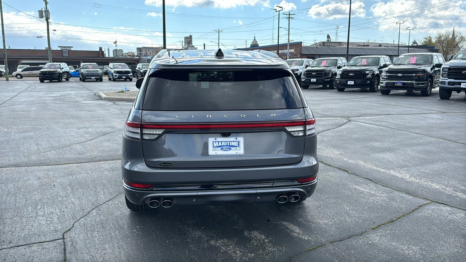 Used 2025 Lincoln Aviator Reserve w/ Jet Appearance Package AWD/4WD image 9
