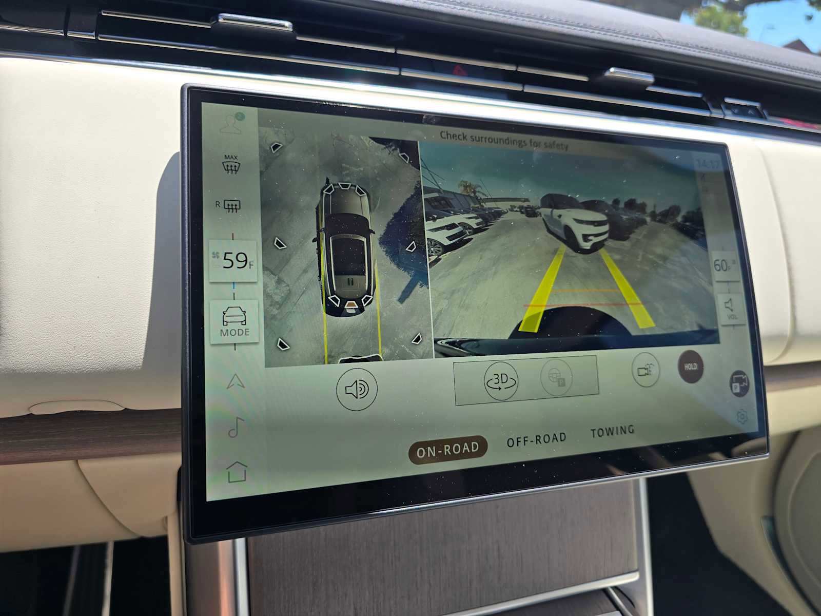 New 2025 Land Rover Range Rover SE image 30