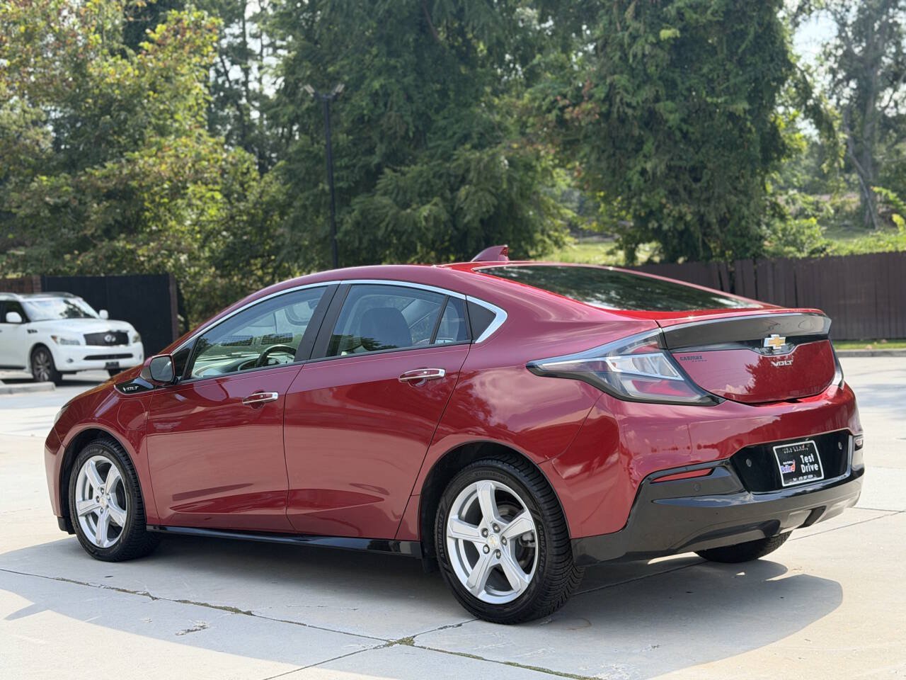 Used 2018 Chevrolet Volt LT w/ LT Driver Confidence Package FWD image 22