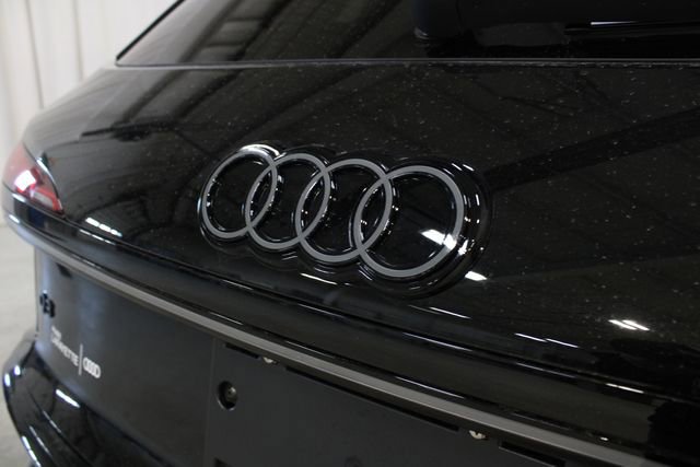 New 2026 Audi Q3 quattro 2.0T AWD/4WD image 32