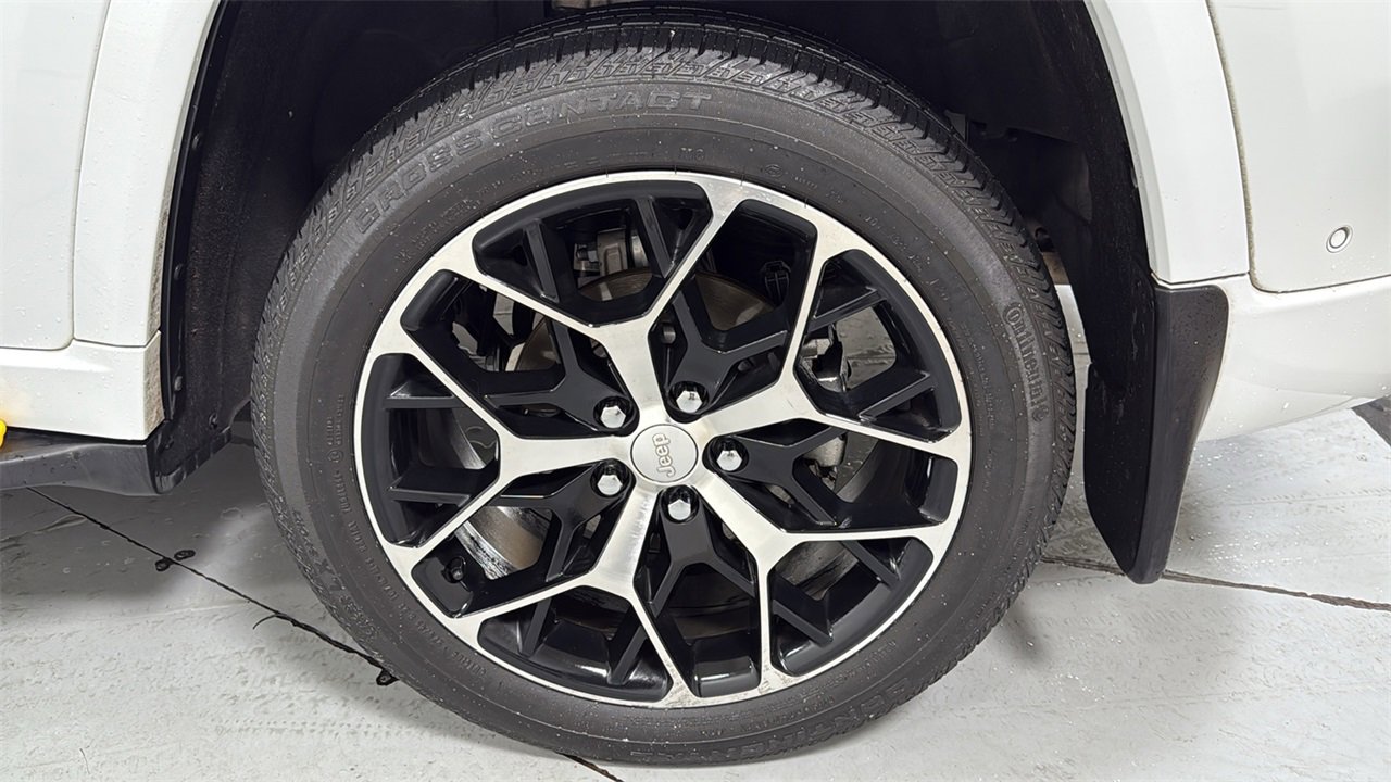 Used 2022 Jeep Grand Cherokee Summit image 23