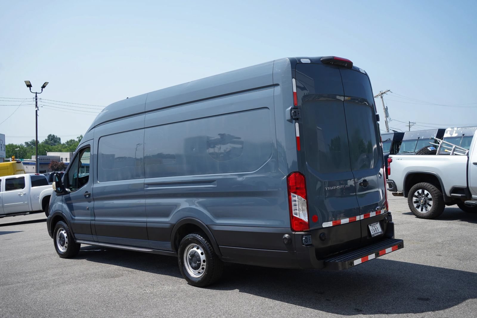 Used 2020 Ford Transit 250 148 High Roof Extended RWD image 4