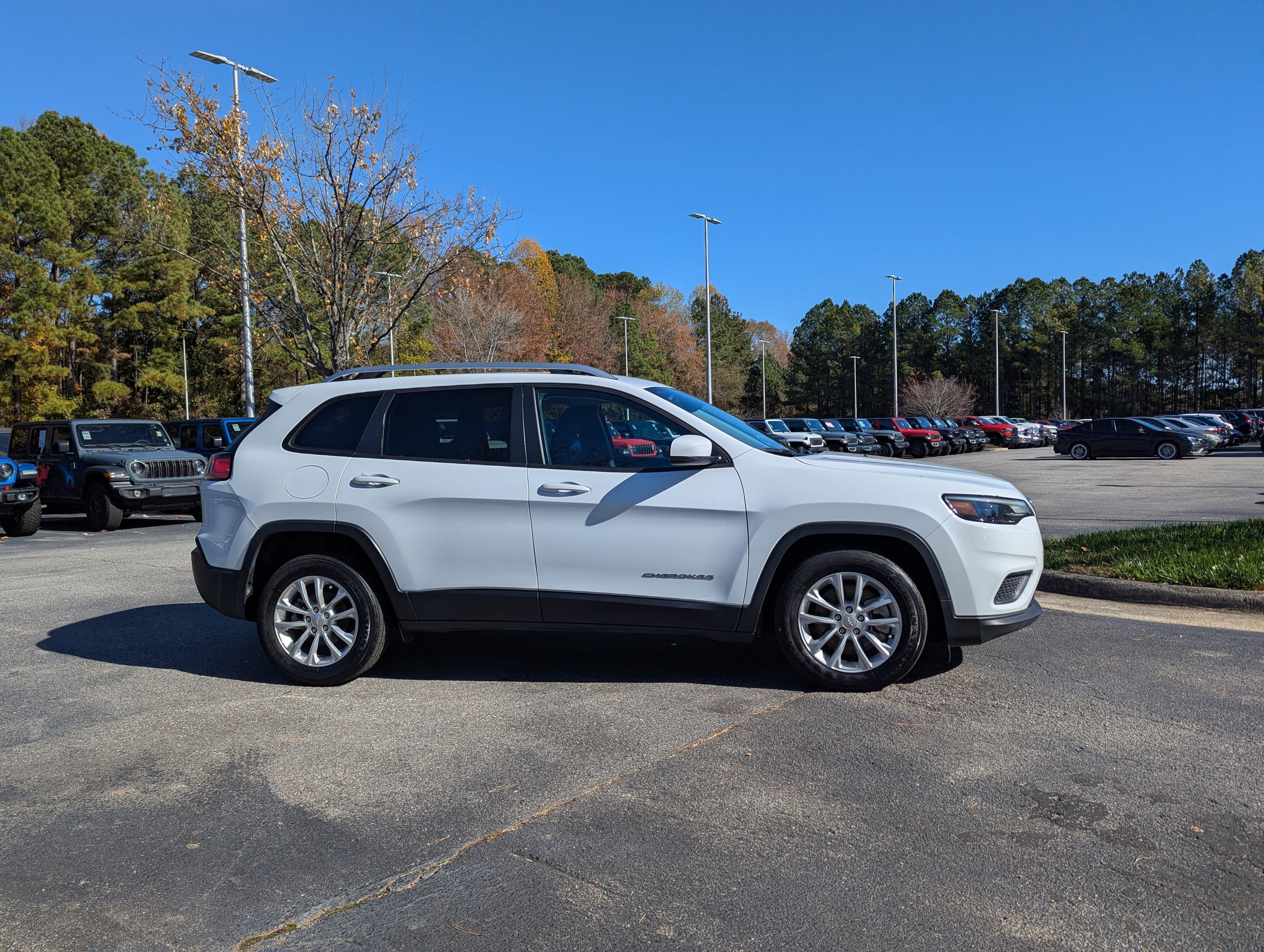 Certified 2021 Jeep Cherokee Latitude image 4