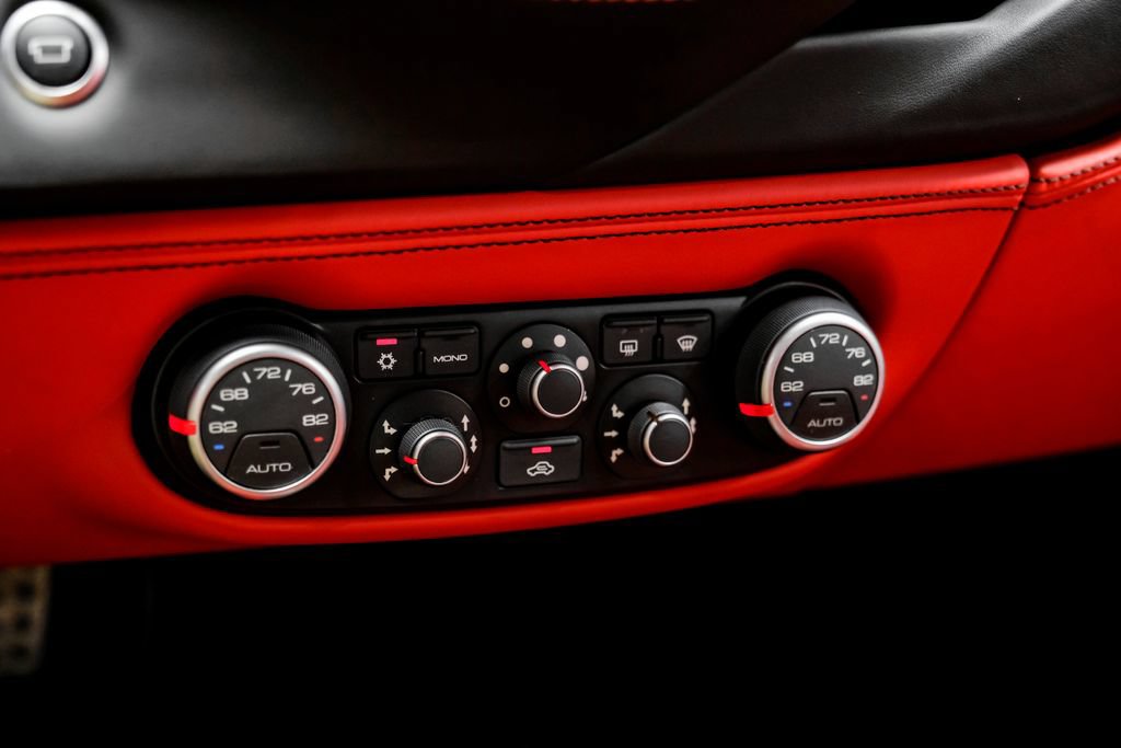 Used 2018 Ferrari 488 Spider RWD image 29