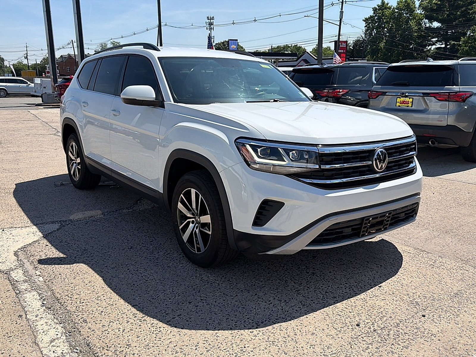 Used 2021 Volkswagen Atlas SE FWD image 3