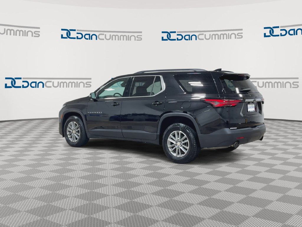 Used 2023 Chevrolet Traverse LT FWD image 6