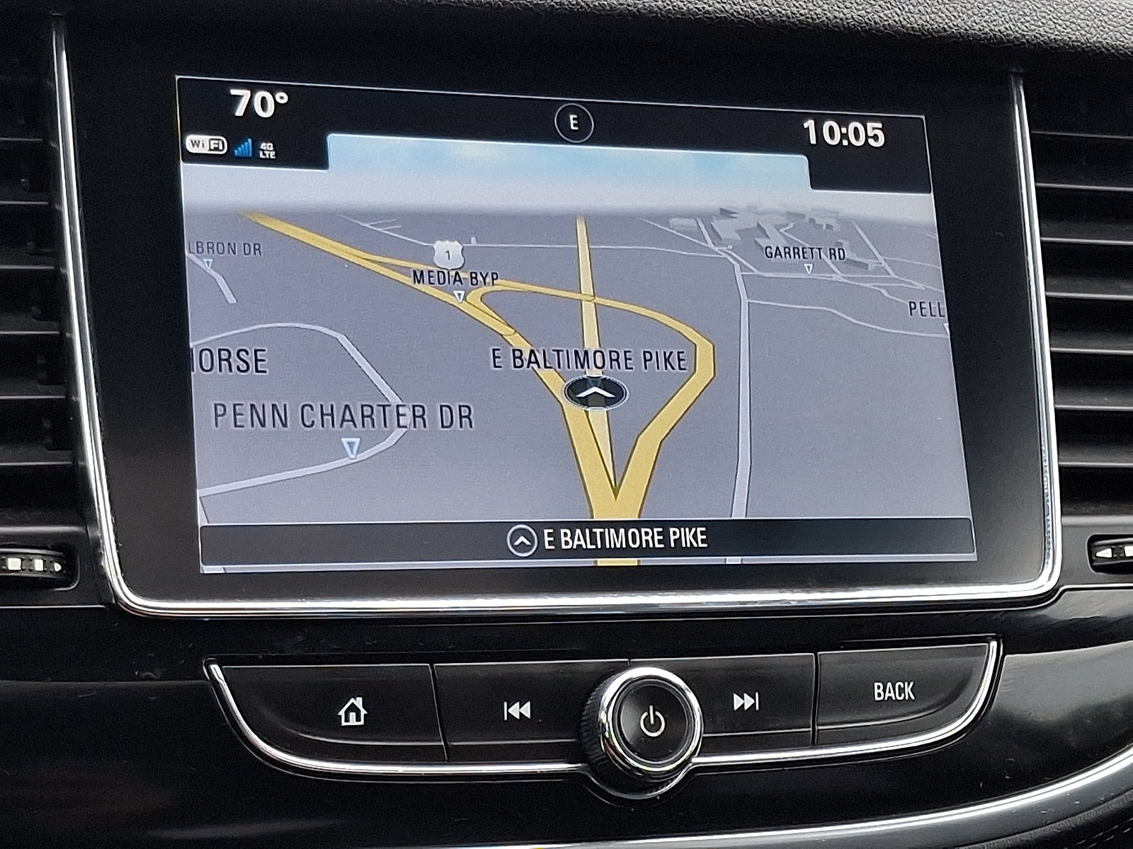 Used 2019 Buick Encore Essence AWD/4WD image 18