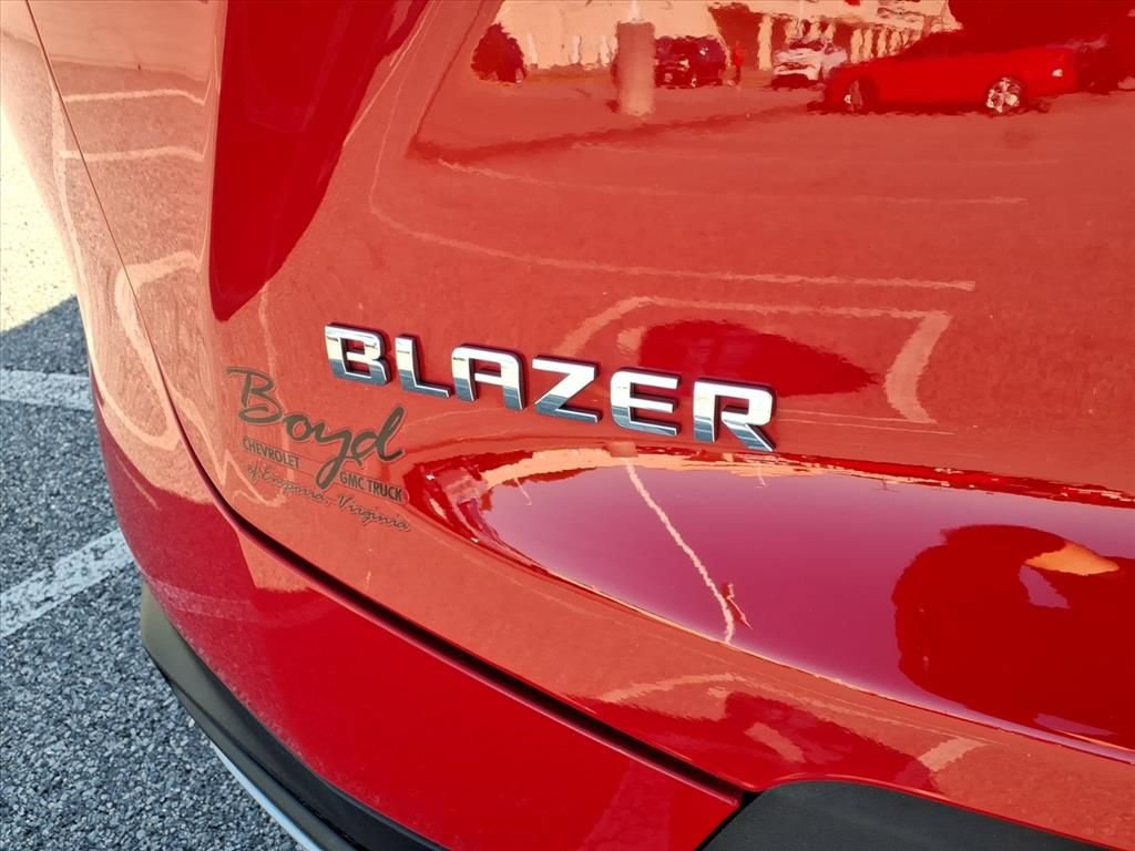 Used 2023 Chevrolet Blazer LT w/ Convenience Package image 5