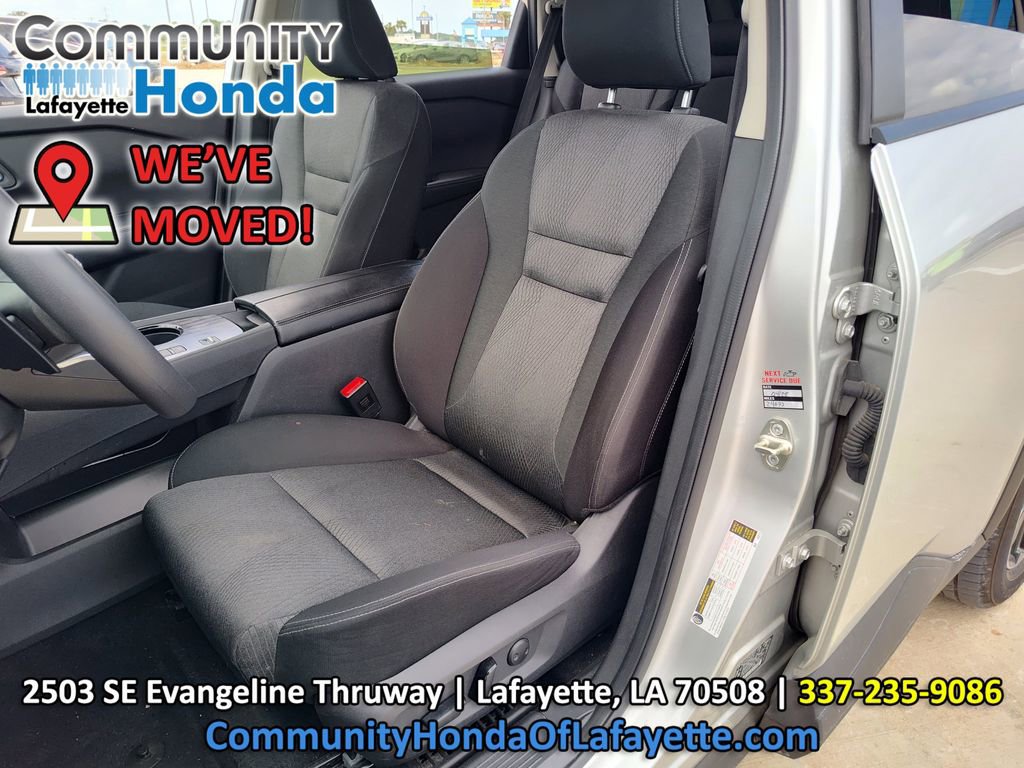 Used 2024 Nissan Rogue SV FWD image 22