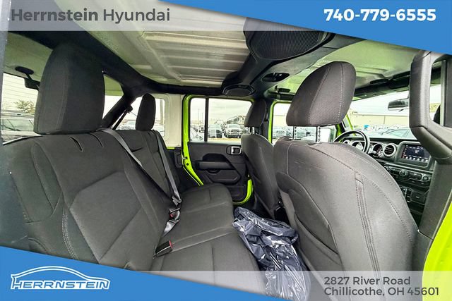 Used 2021 Jeep Wrangler Unlimited Sahara AWD/4WD image 23