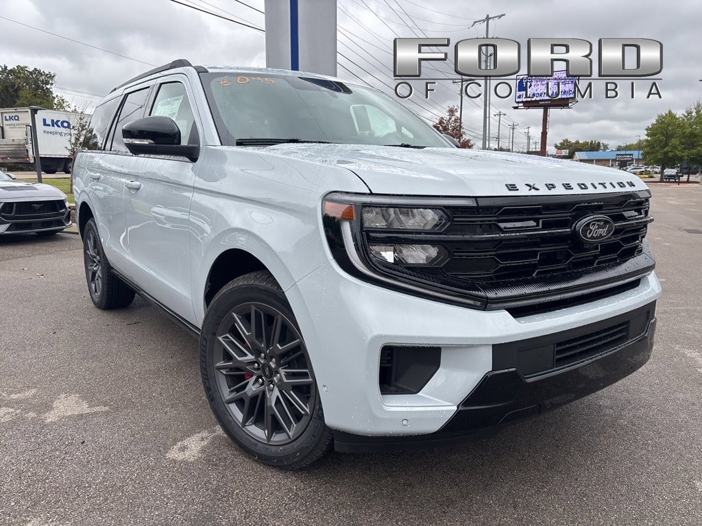New 2025 Ford Expedition Platinum w/ Stealth Performance Package