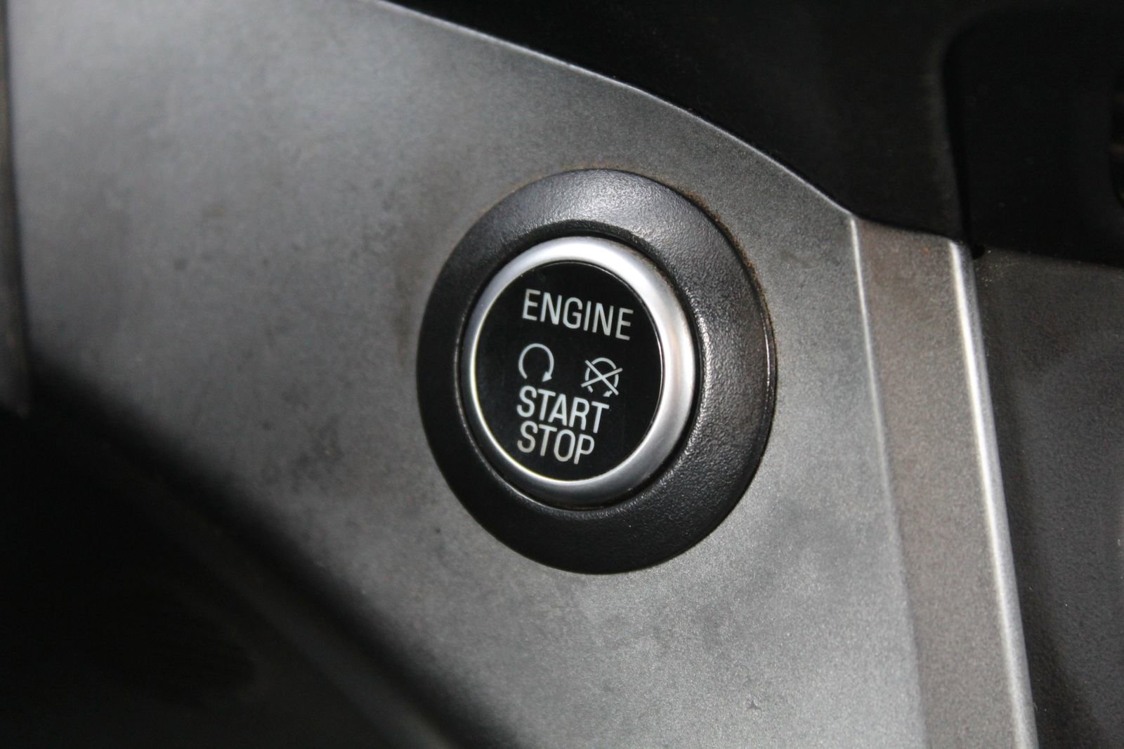 Used 2019 Ford Escape SEL AWD/4WD image 21