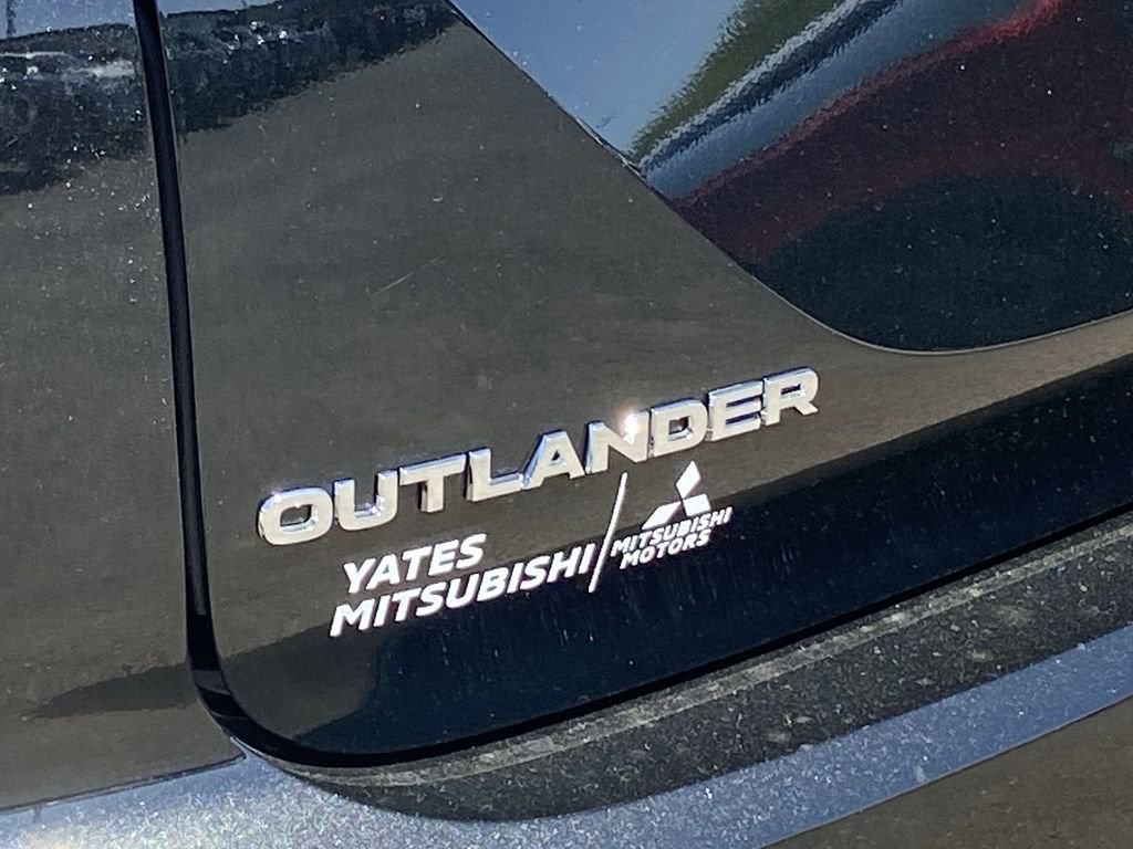 New 2026 Mitsubishi Outlander SE FWD image 28