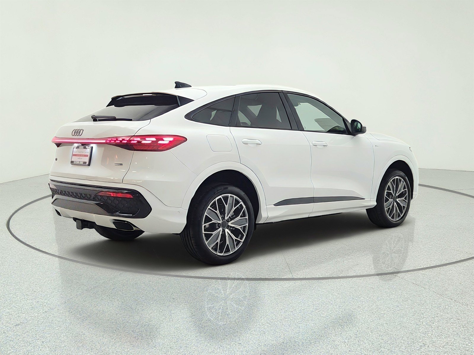 New 2026 Audi Q5 Premium Plus AWD/4WD image 5