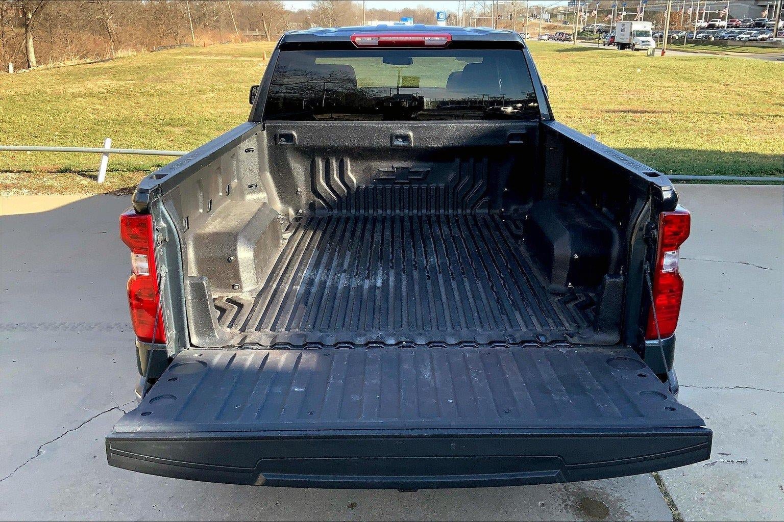 Used 2019 Chevrolet Silverado 1500 LT w/ All-Star Edition AWD/4WD image 14
