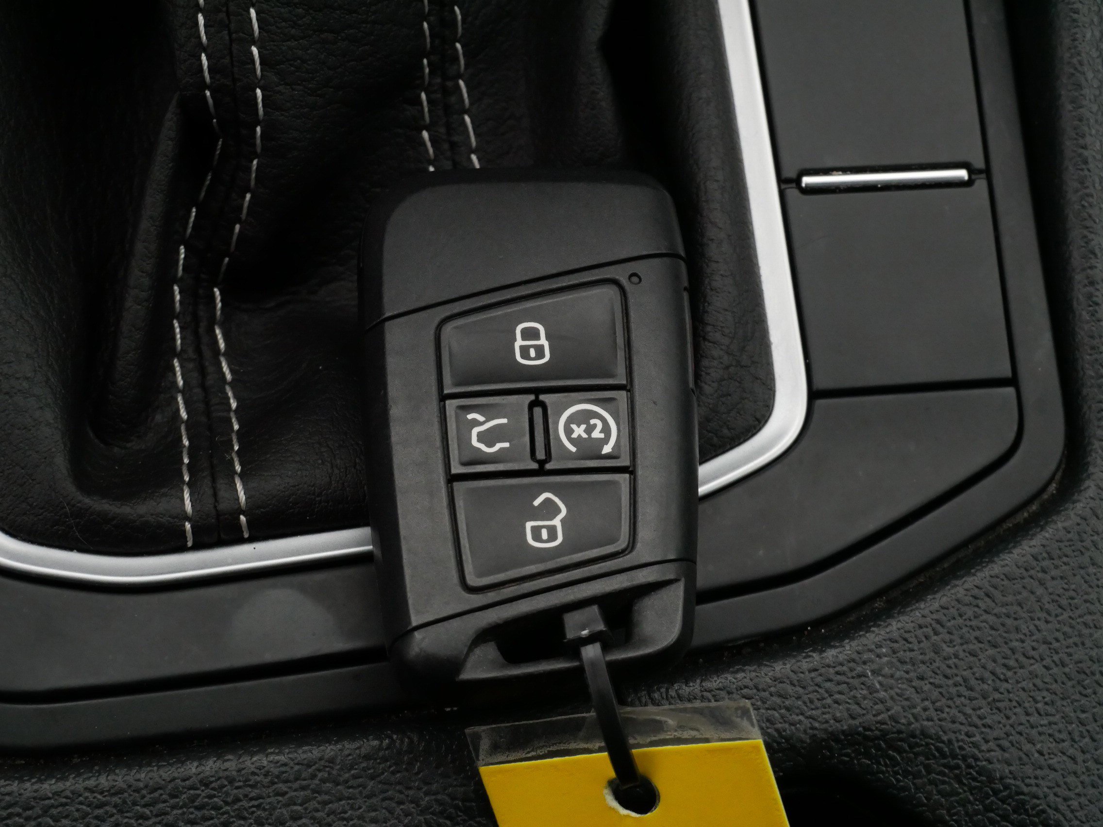 Certified 2024 Volkswagen Jetta SEL image 31