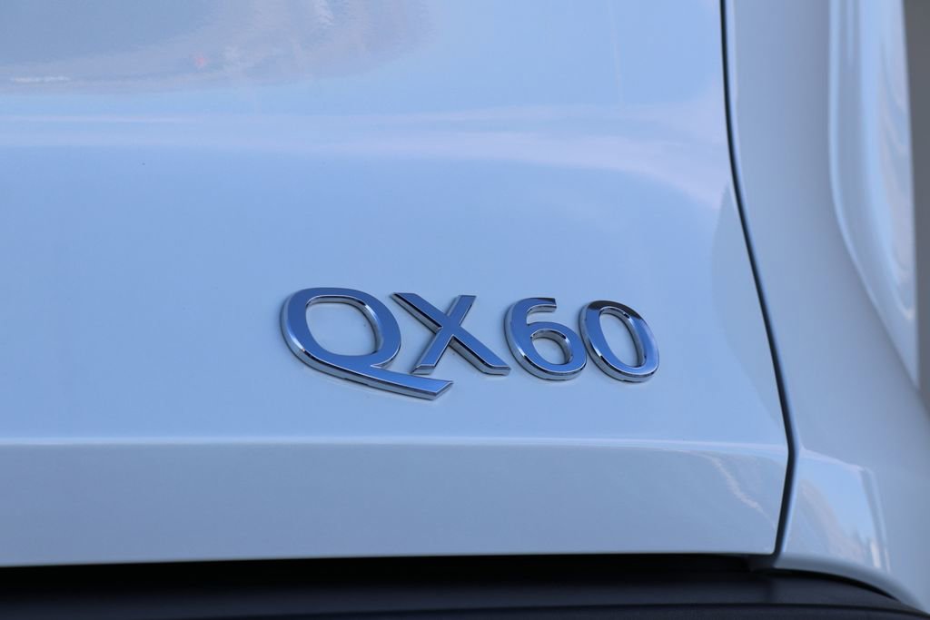Certified 2025 INFINITI QX60 Luxe image 34