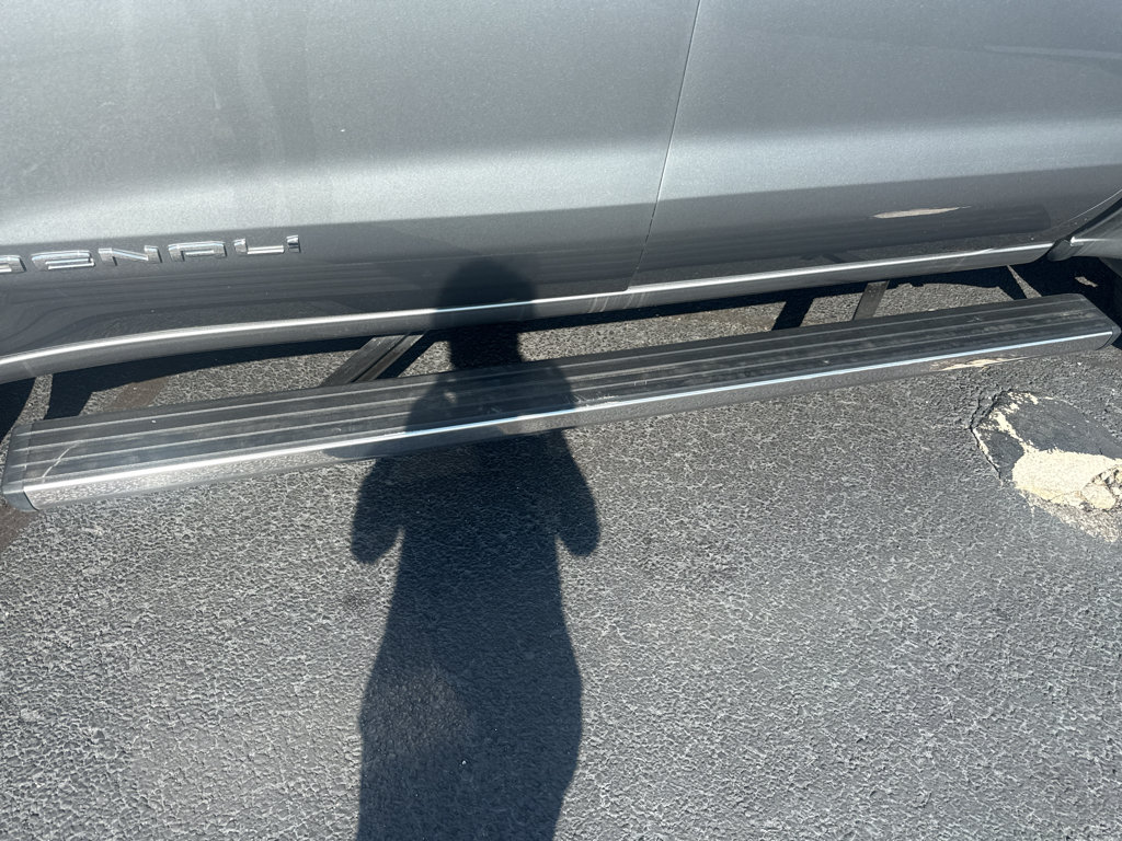 Used 2024 GMC Sierra 1500 Denali AWD/4WD image 11