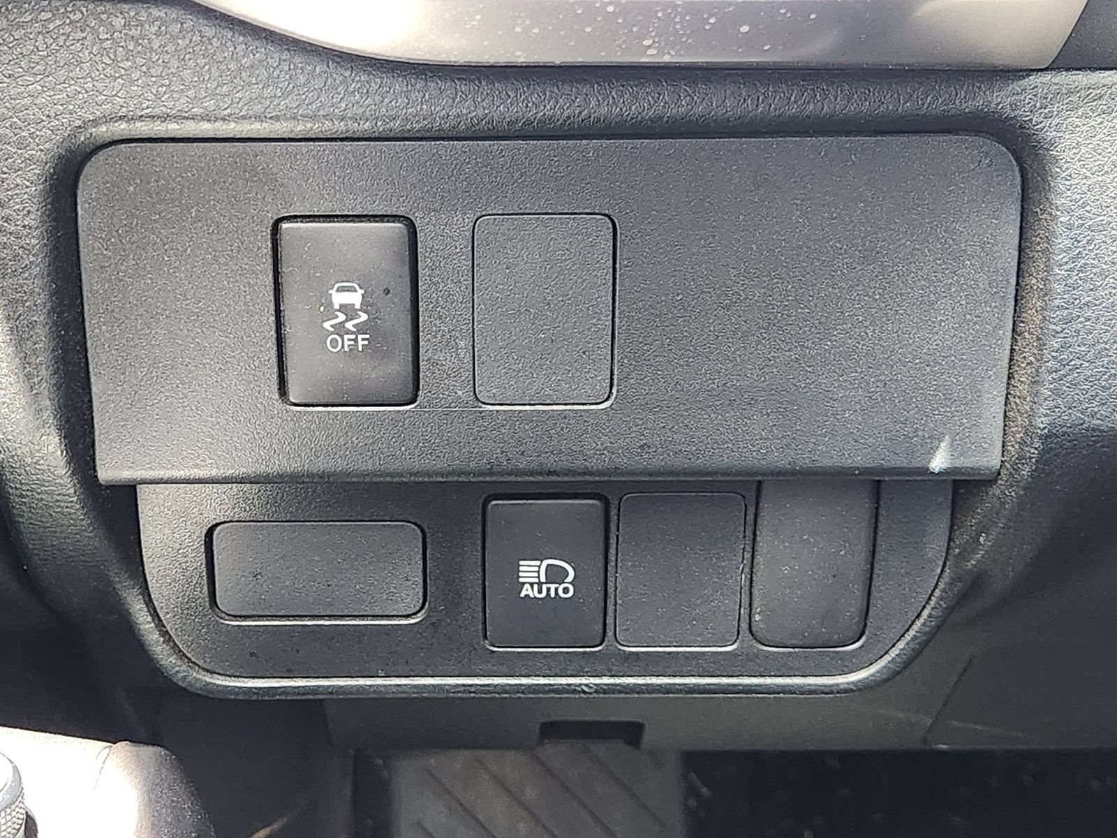 Used 2022 Toyota Tacoma SR5 RWD image 26