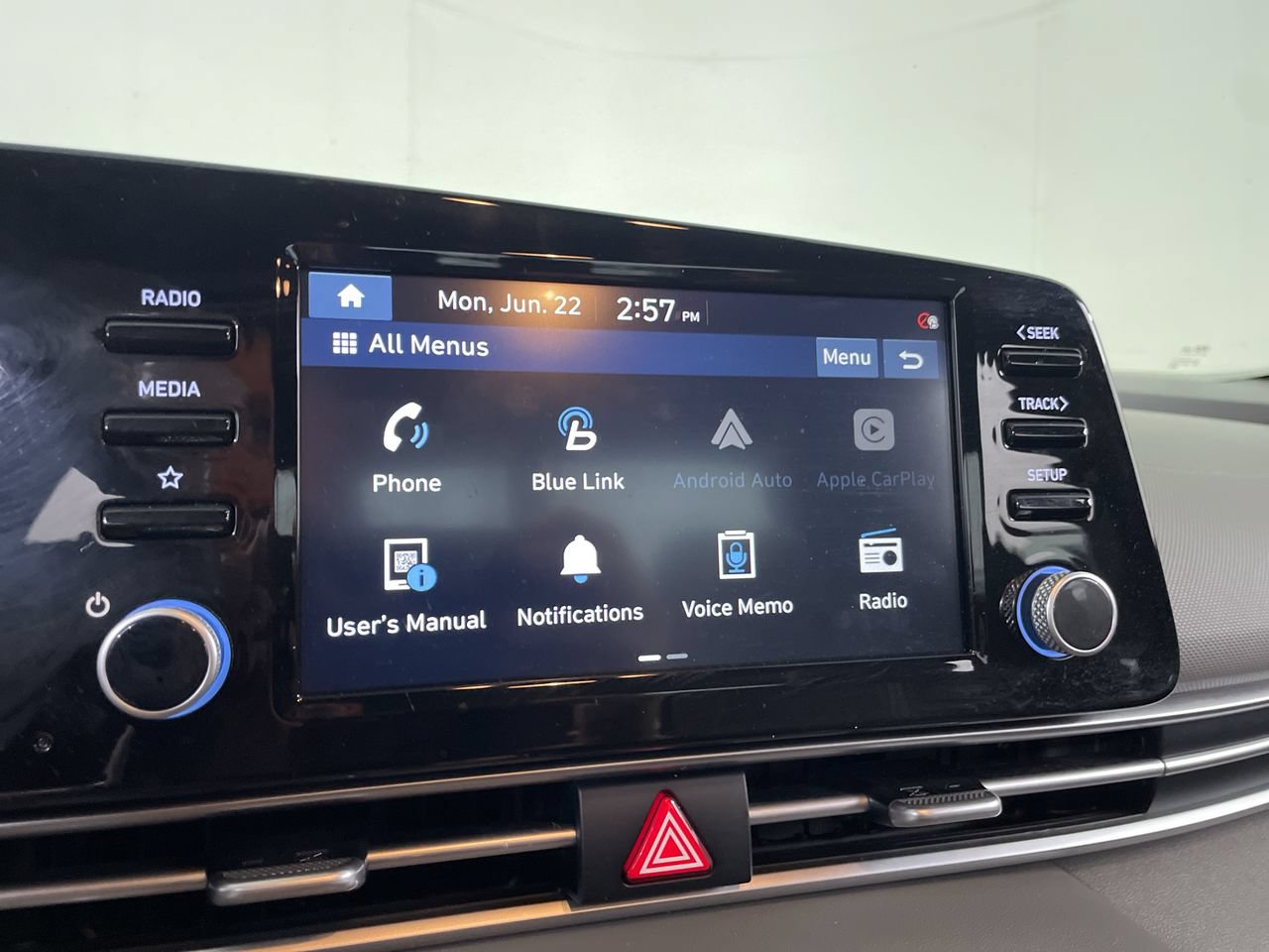 Used 2021 Hyundai Elantra SEL w/ Convenience Package FWD image 14