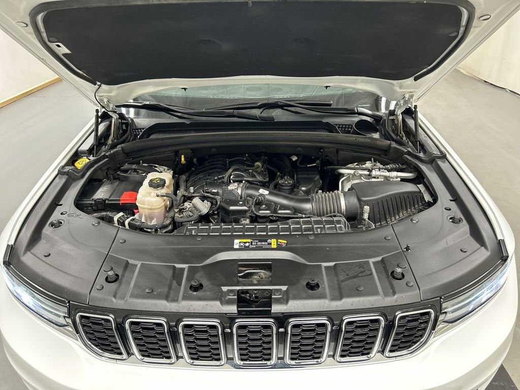 Certified 2021 Jeep Grand Cherokee L Limited image 24