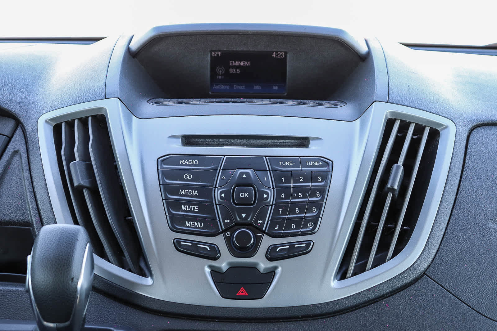 Used 2019 Ford Transit 350 XLT image 15