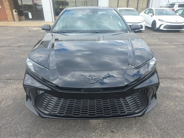New 2026 Toyota Camry SE FWD image 2