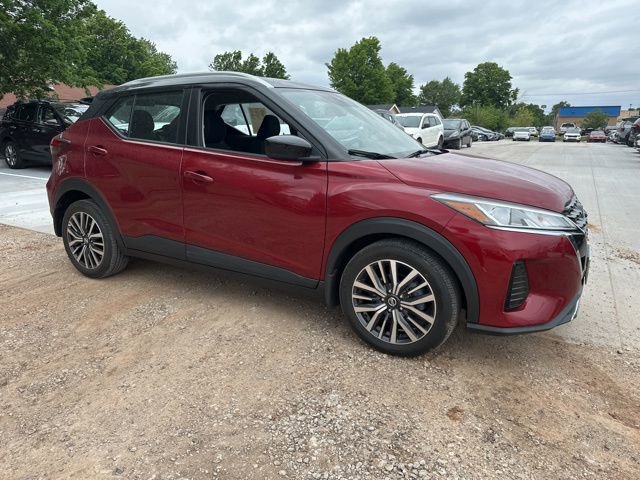 Used 2021 Nissan Kicks SV FWD image 16