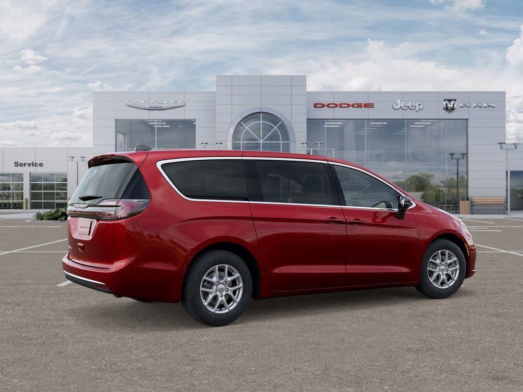 New 2026 Chrysler Pacifica Select image 4
