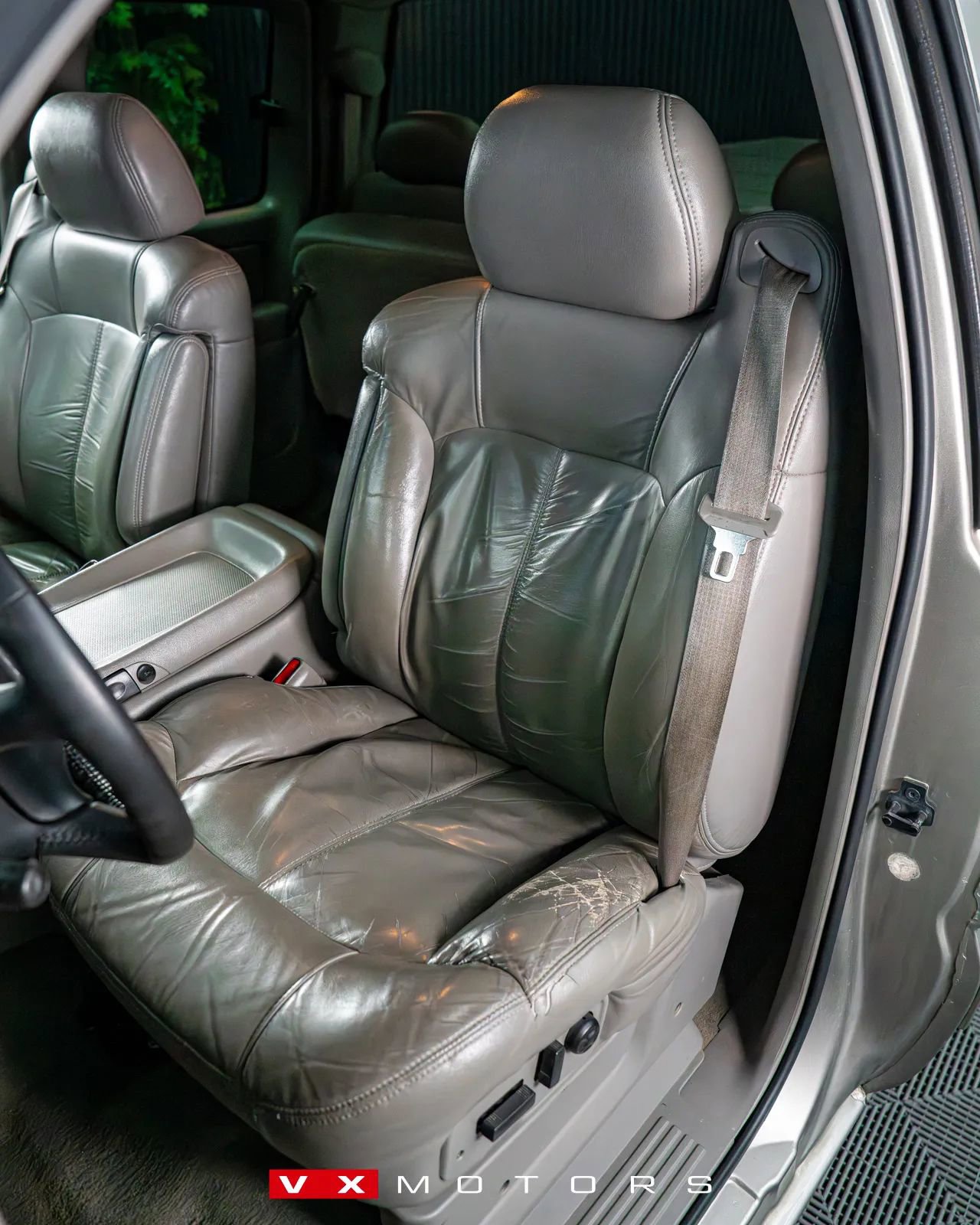 Used 2000 Chevrolet Silverado 1500 LT image 10