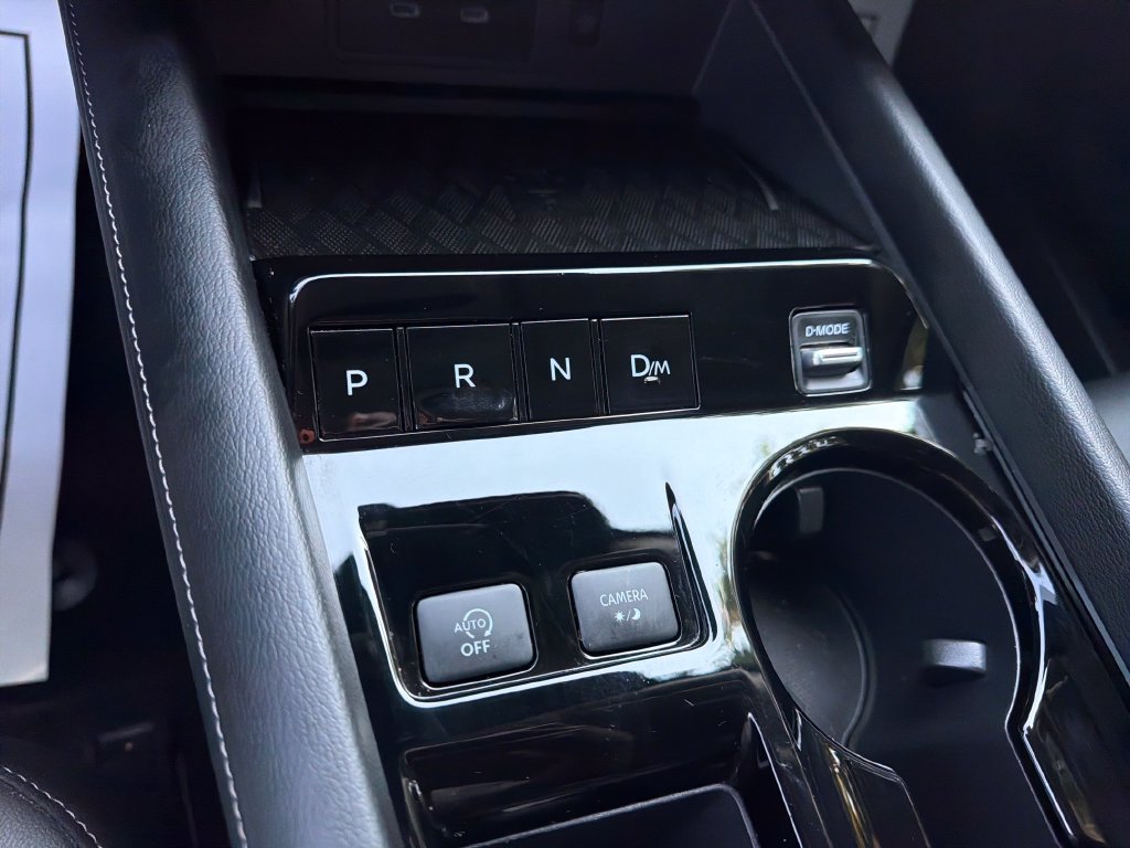 Certified 2025 Nissan Murano SV FWD image 22