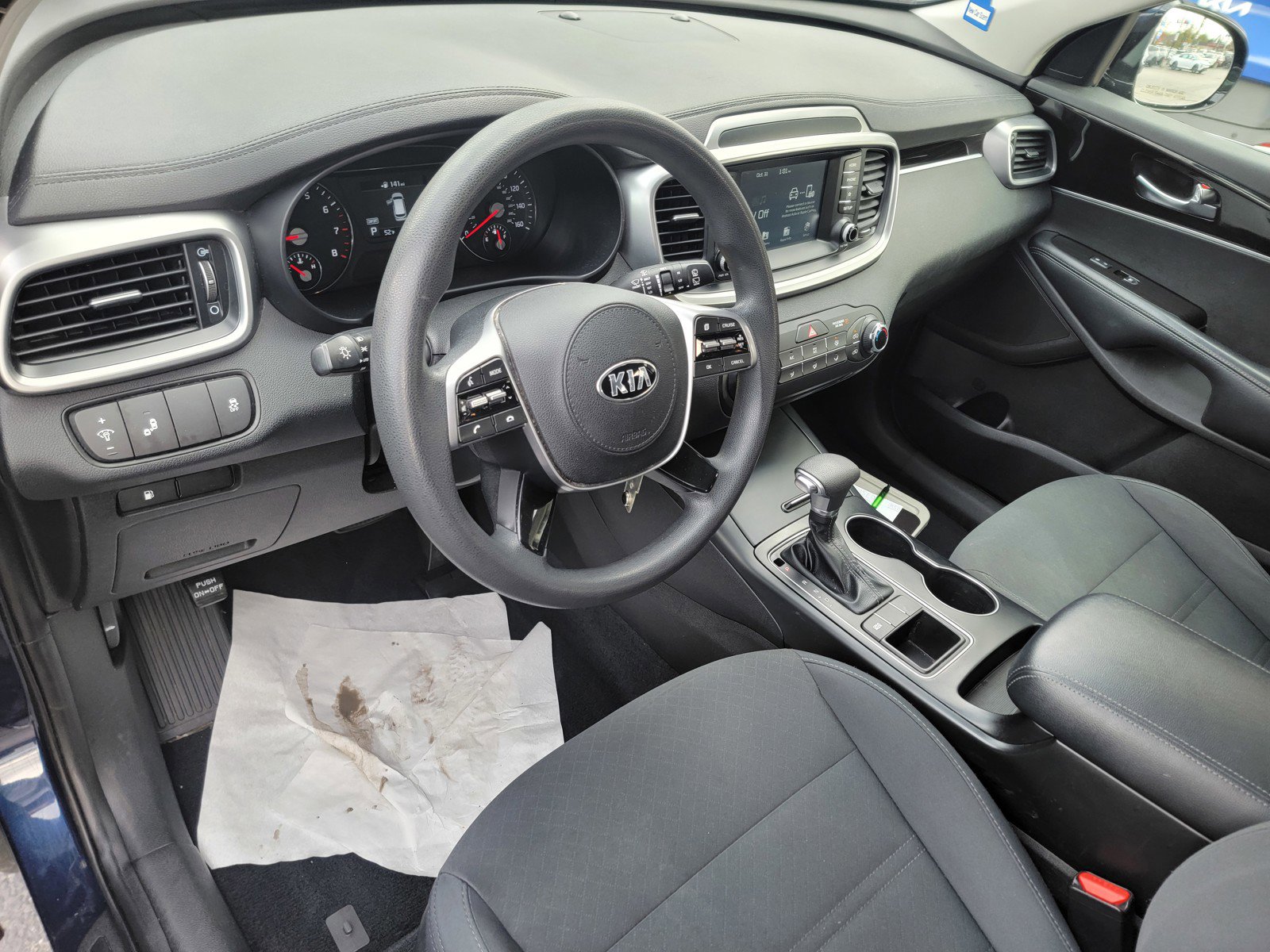 Used 2019 Kia Sorento LX image 14