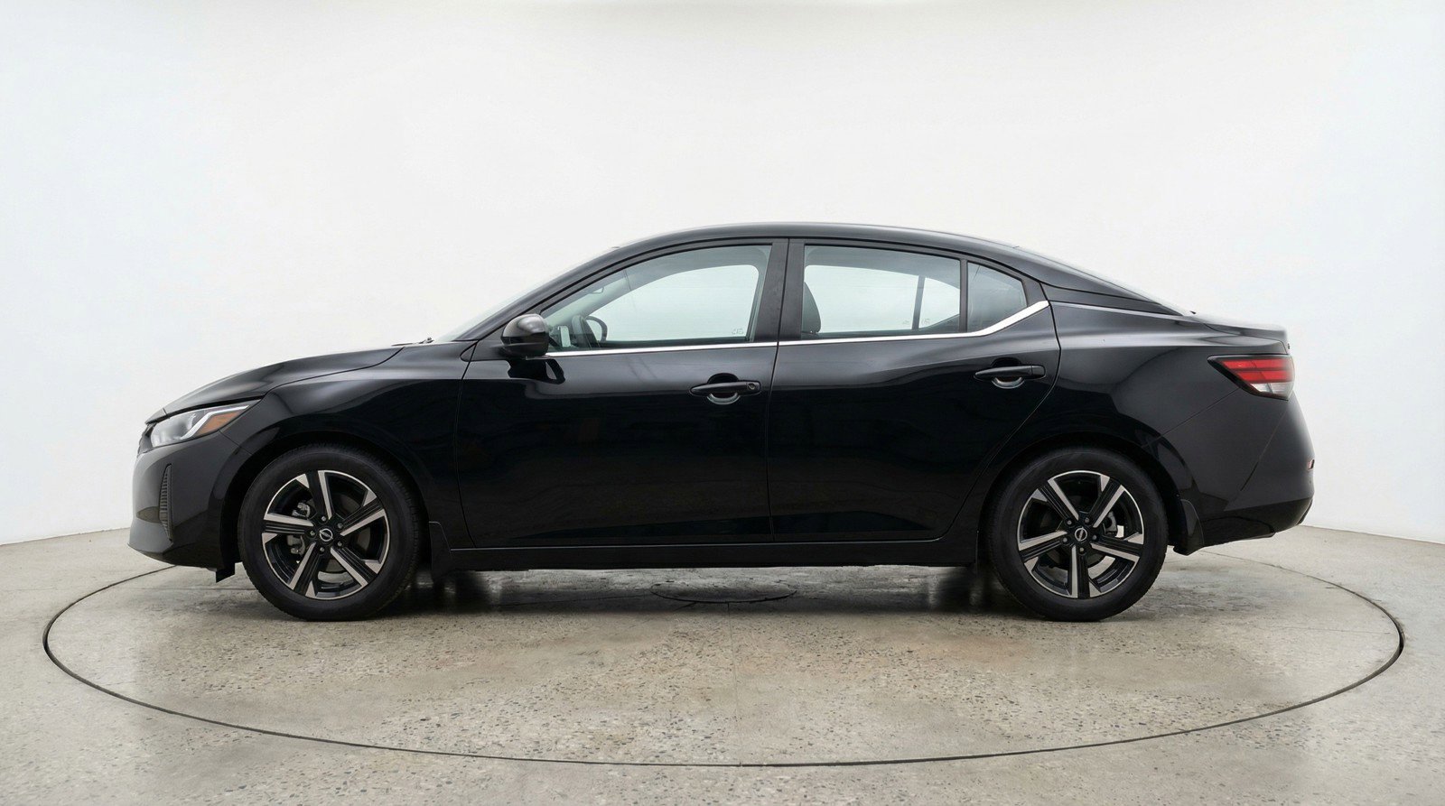 Used 2025 Nissan Sentra SV FWD image 5