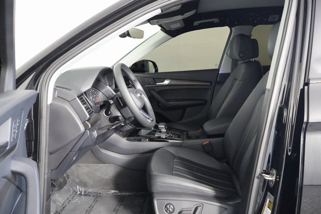 Used 2023 Audi Q5 2.0T Premium w/ Convenience Package AWD/4WD image 10