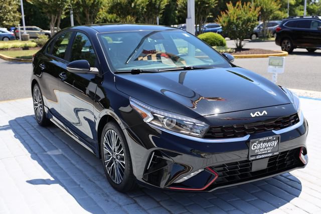 Used 2023 Kia Forte GT-Line w/ GT-Line Premium Package FWD image 7
