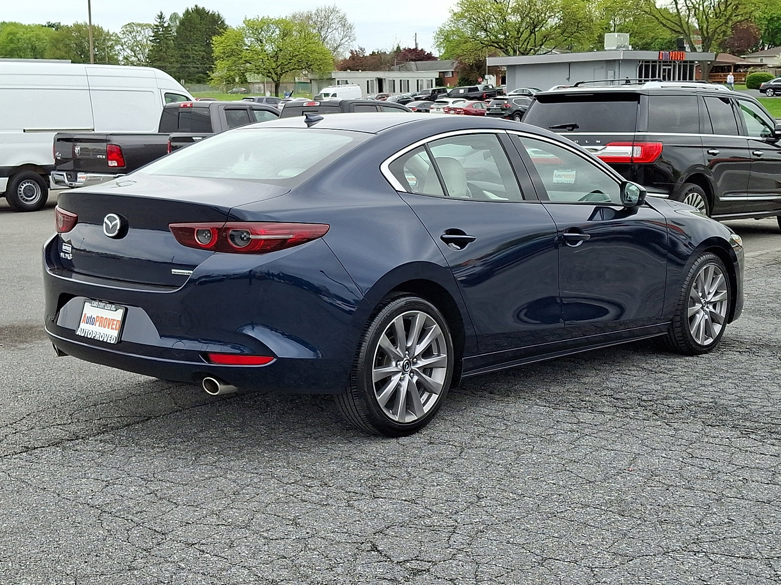 Used 2019 MAZDA MAZDA3 Sedan w/ Premium Package FWD image 6