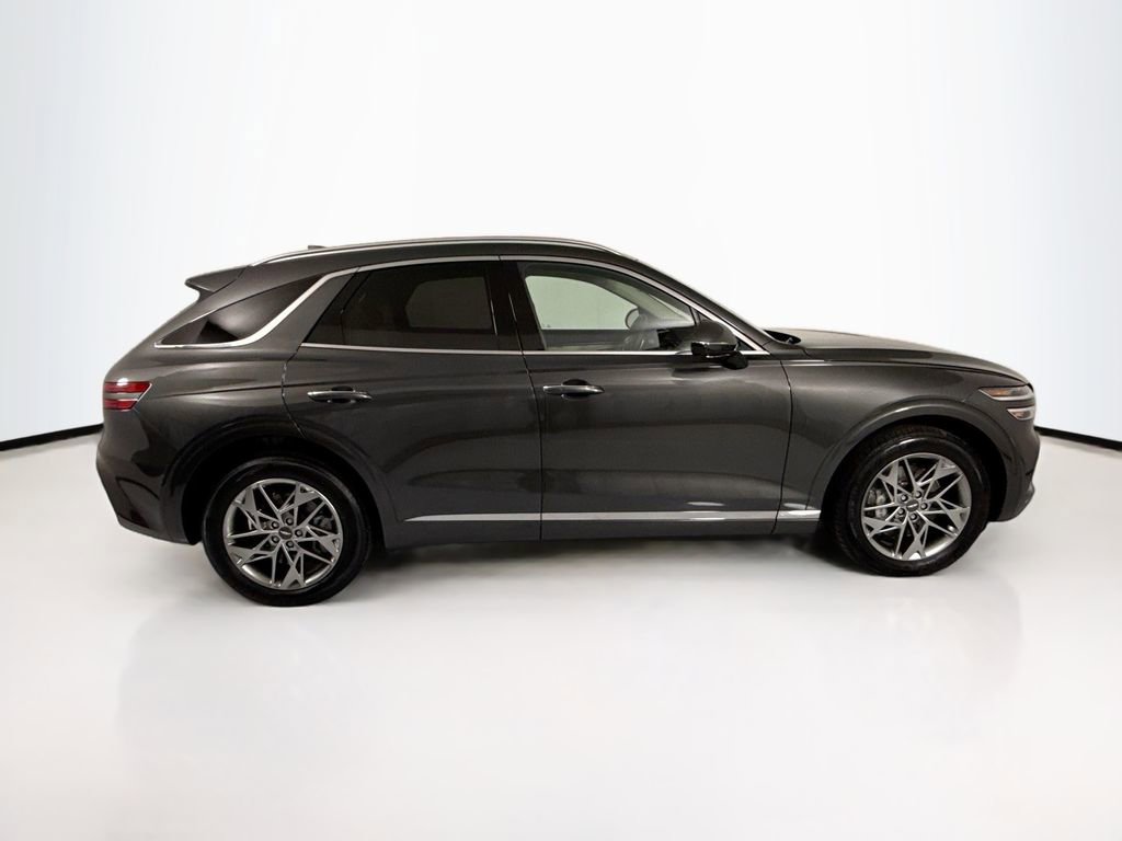 Used 2025 Genesis GV70 2.5T w/ Advanced Package AWD/4WD image 4