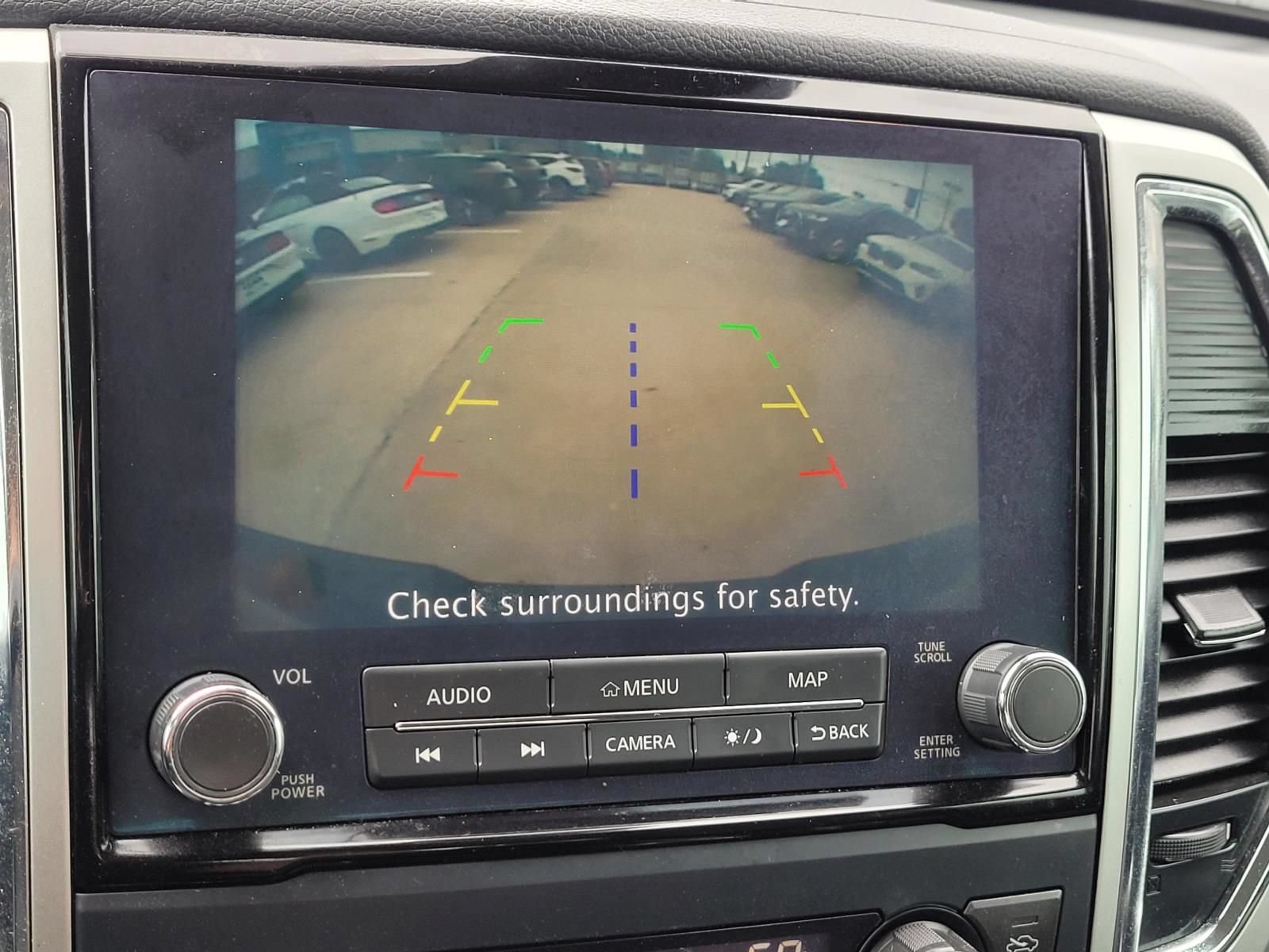 Used 2020 Nissan Titan SV w/ SV Convenience Package AWD/4WD image 24
