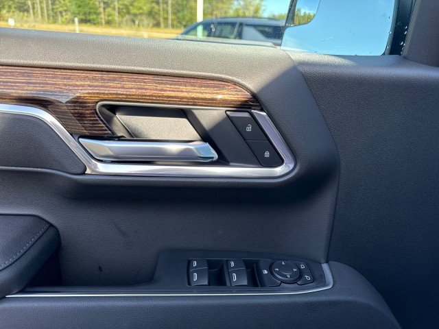 New 2026 GMC Sierra 1500 SLE image 21