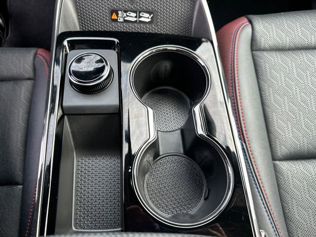 Used 2025 Chevrolet Equinox RS w/ Safety and Technology Package image 38