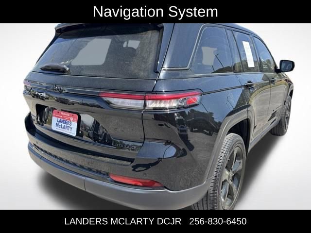 Used 2024 Jeep Grand Cherokee Limited w/ Black Appearance Package image 7