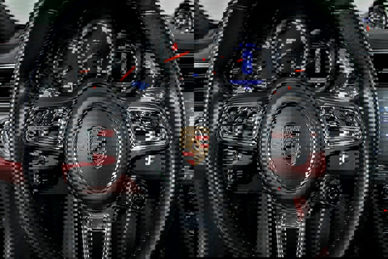 Used 2017 Porsche 911 Turbo image 28