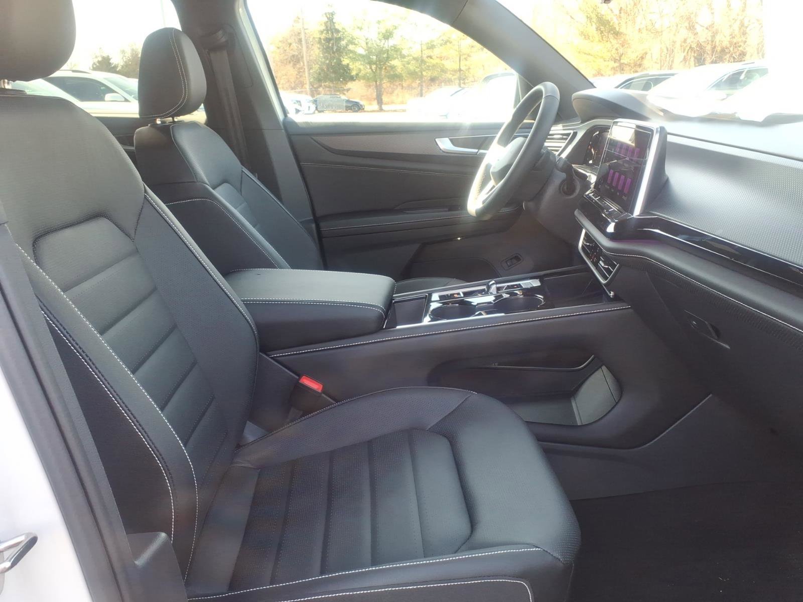 New 2026 Volkswagen Atlas Cross Sport SEL R-Line image 5
